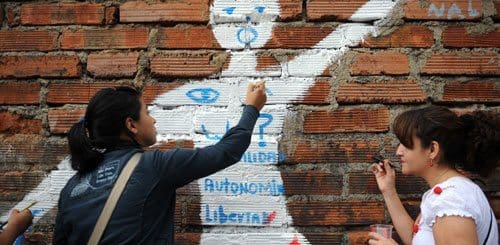 colombia-women-500x245.jpg