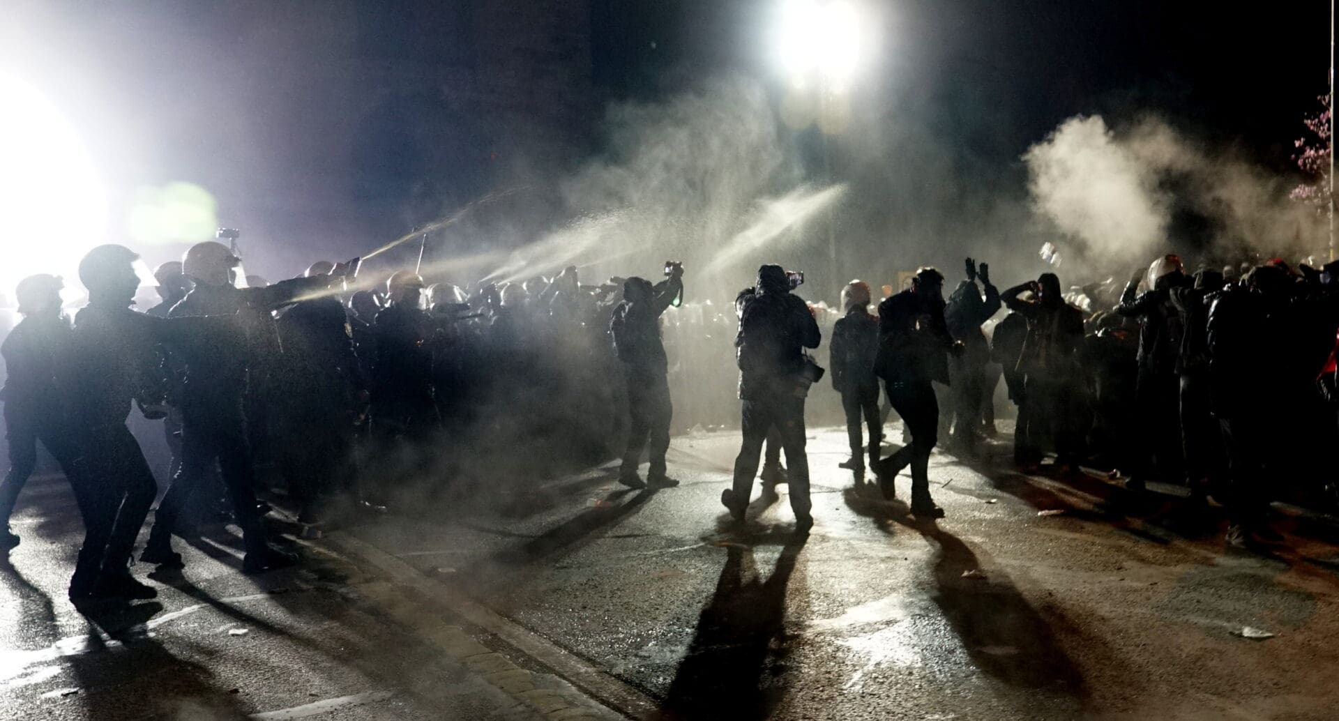 Turkiye police spray hose to disperse protestors